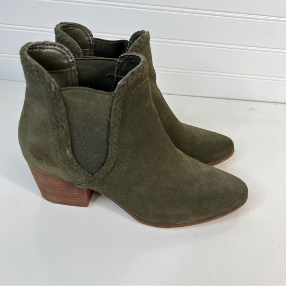 Aldo Velirien Suede Chelsea Block Heel Boot - US 6 - Picture 1 of 7
